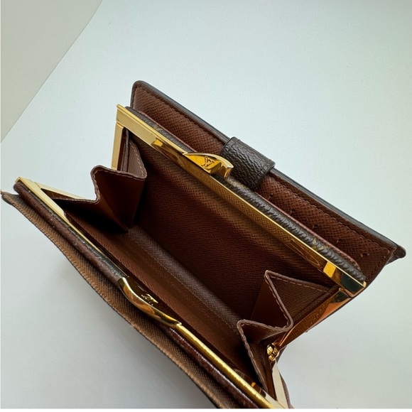 Authentic Louis Vuitton French Wallet Monogram Canvas - Picture 5 of 6